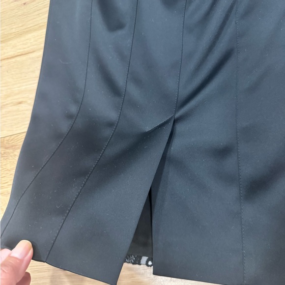 Karen Millen Elegant Black Skirt - Picture 6 of 6